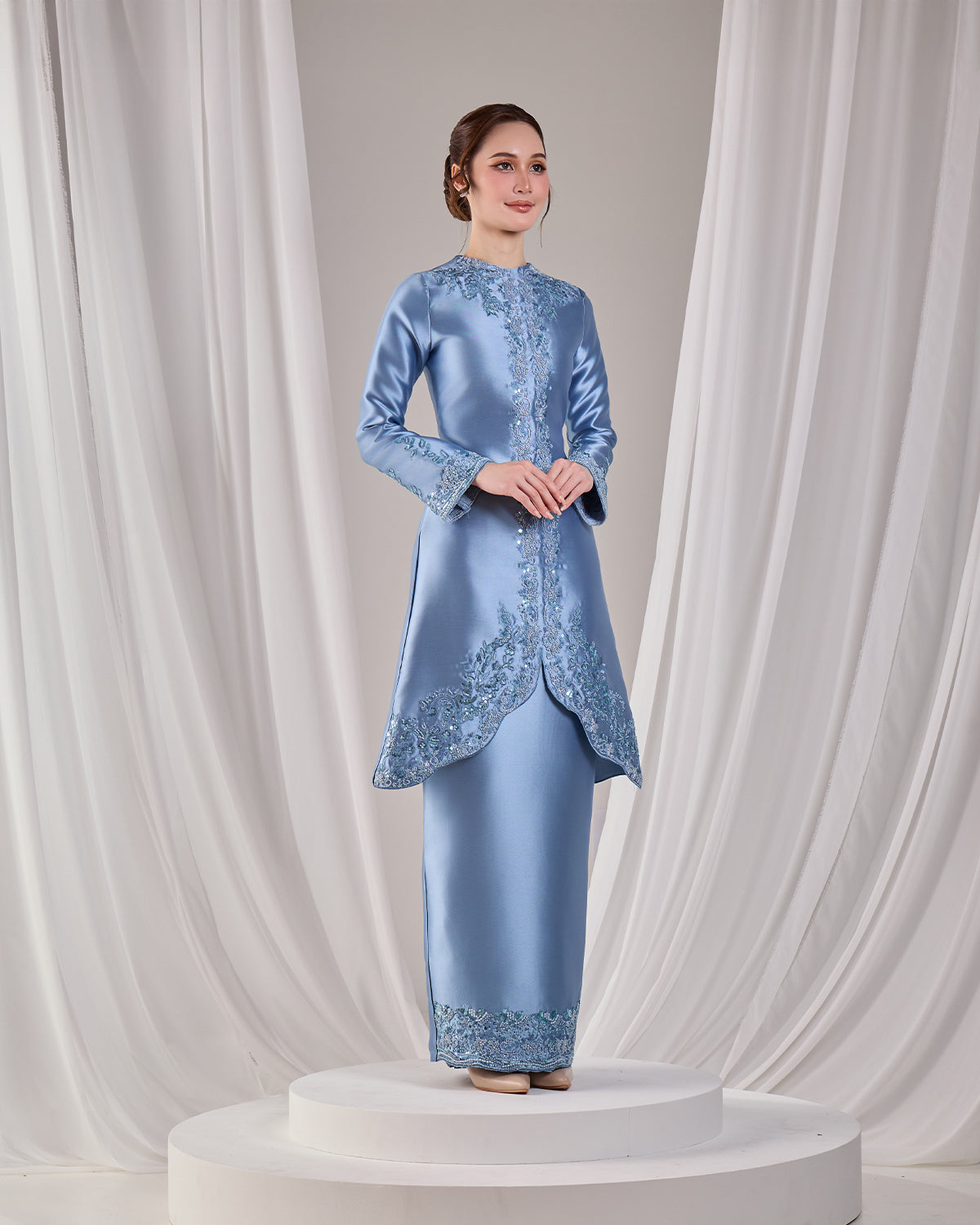 NIARA KURUNG (DIAMOND BLUE)
