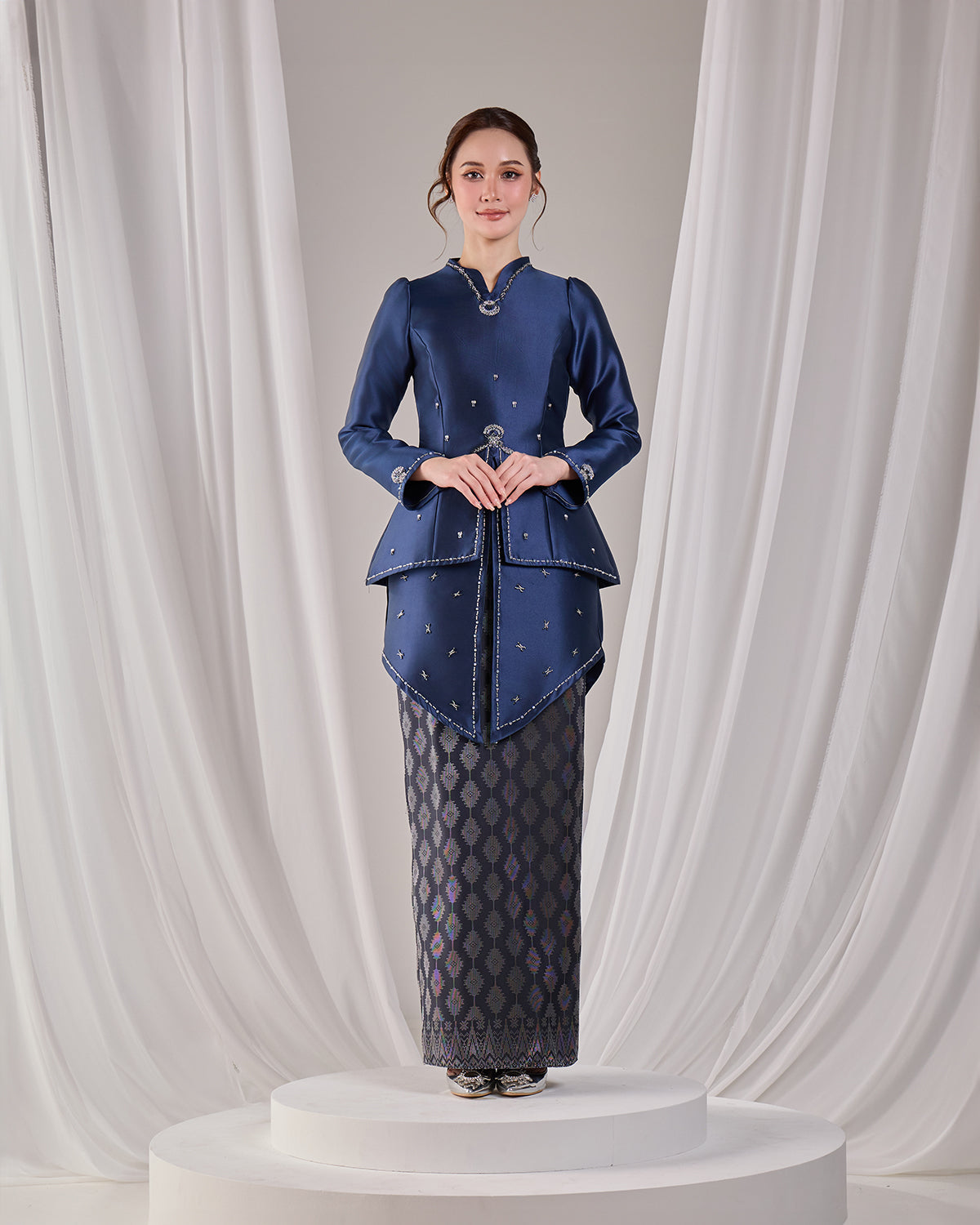 ELEANOUR KURUNG (NAVY BLUE)