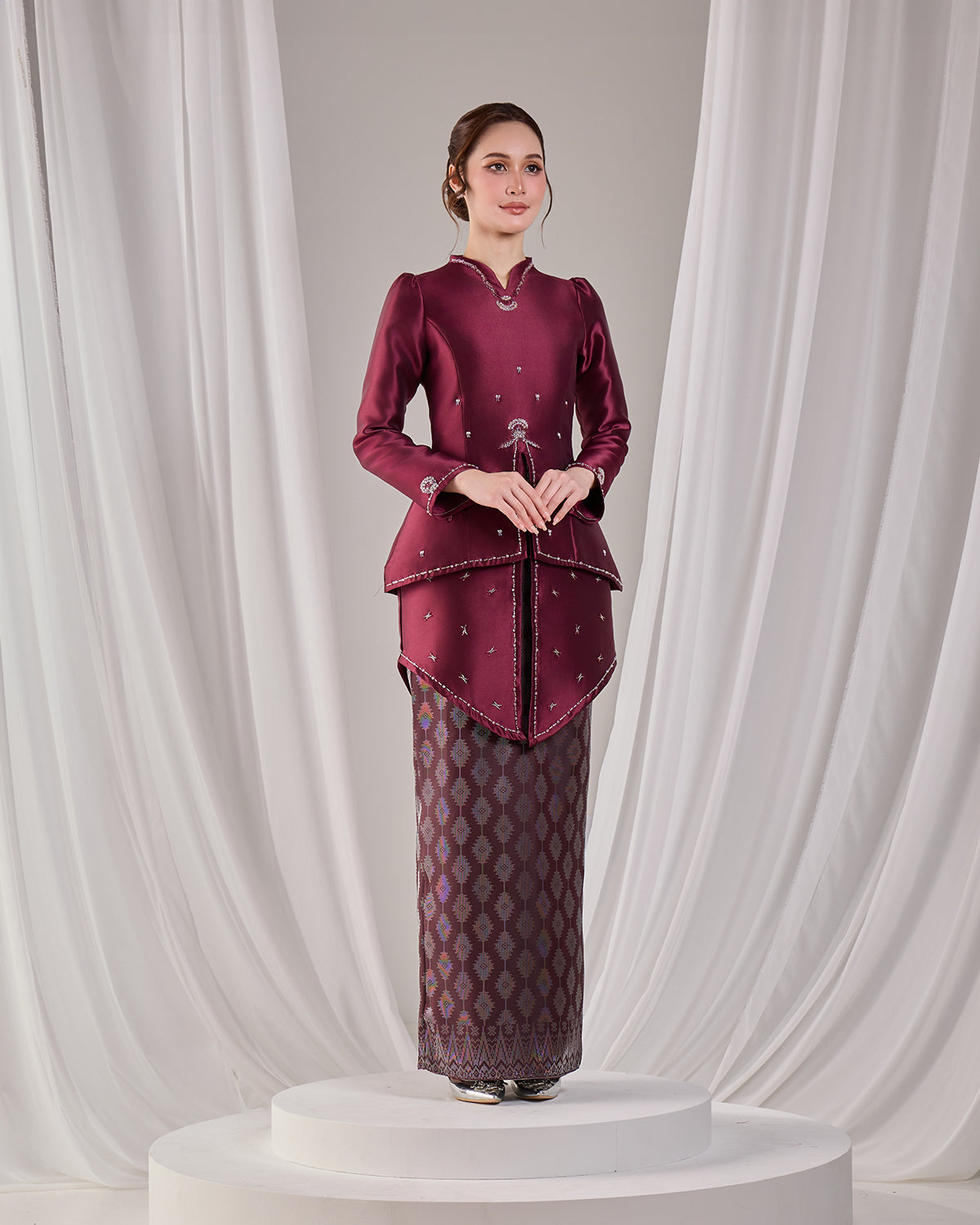 ELEANOUR KURUNG (BURGUNDY)