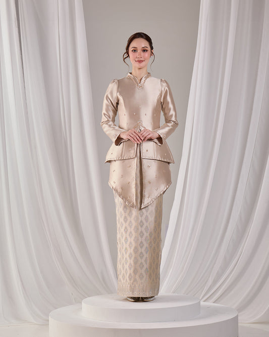 MINOR DEFECT ELEANOUR KURUNG (CHAMPAGNE)