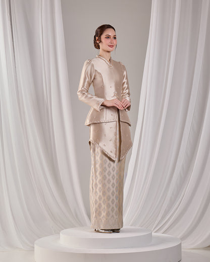 ELEANOUR KURUNG (CHAMPAGNE)