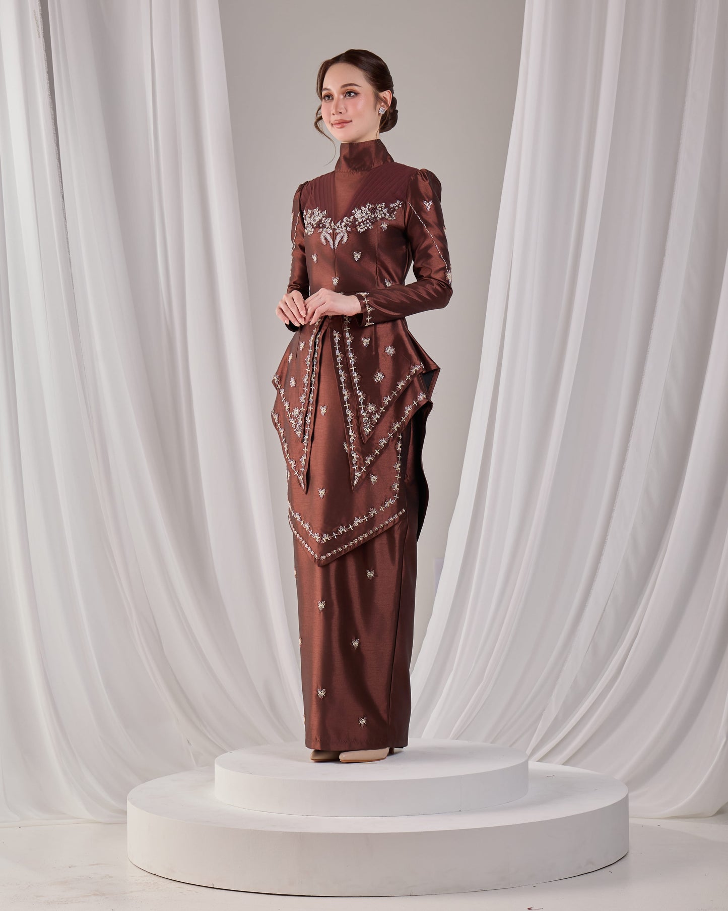 MINOR DEFECT ELLYARA KURUNG (RICH BROWN)