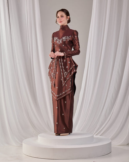 MINOR DEFECT ELLYARA KURUNG (RICH BROWN)
