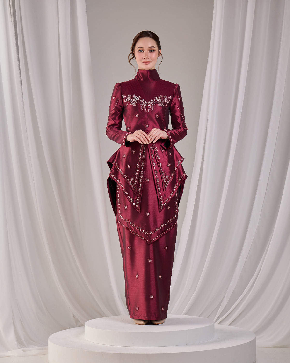 MINOR DEFECT ELLYARA KURUNG (BURGUNDY)