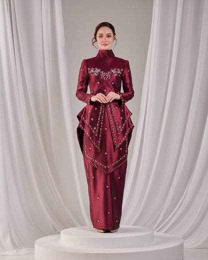 MINOR DEFECT ELLYARA KURUNG (BURGUNDY)