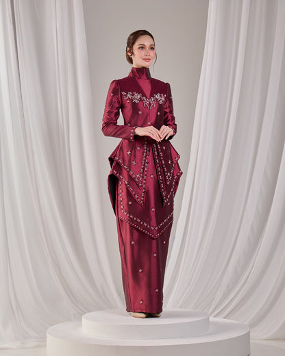 MINOR DEFECT ELLYARA KURUNG (BURGUNDY)