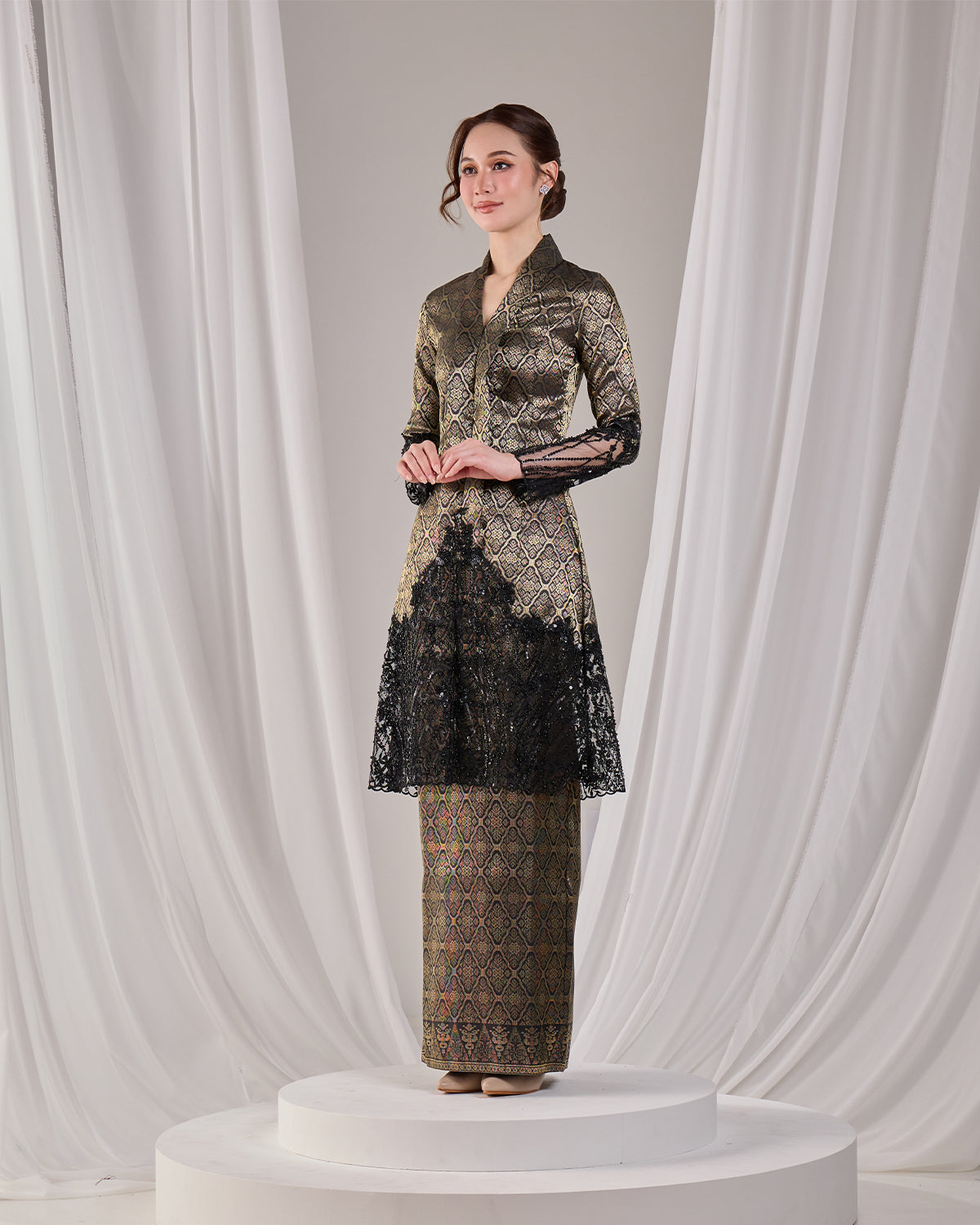 KAREENA KEBAYA (BLACK)