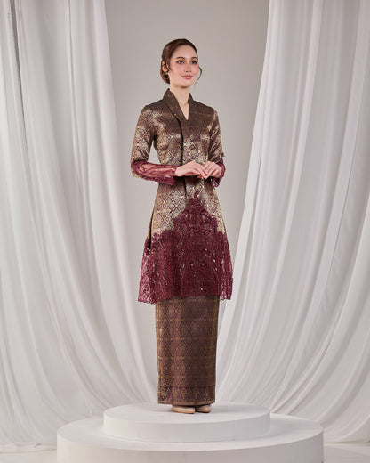 MINOR DEFECT KAREENA KEBAYA (BURGUNDY)