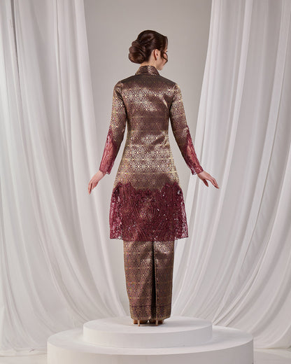 MINOR DEFECT KAREENA KEBAYA (BURGUNDY)