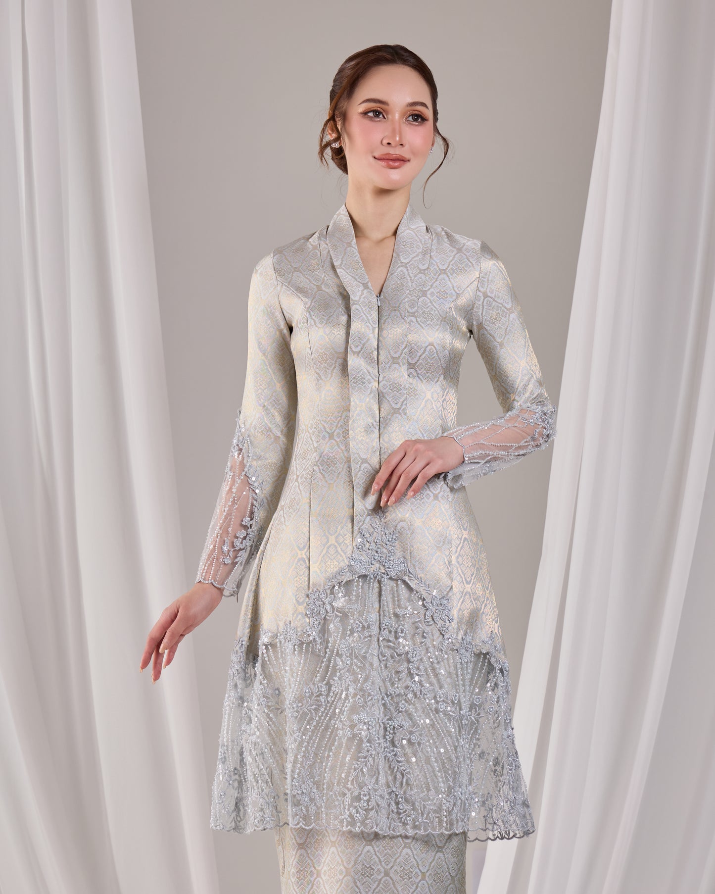 KAREENA KEBAYA (POWDER BLUE)