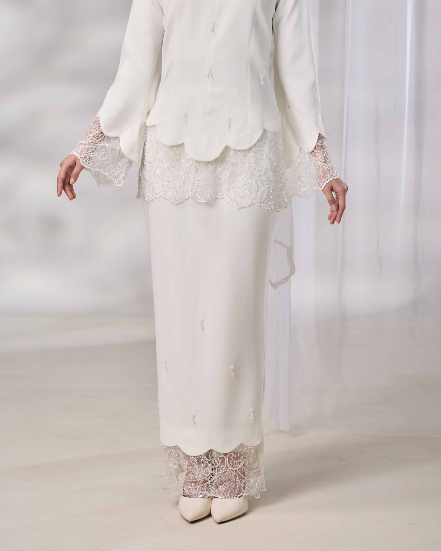 REYNA BRIDE KURUNG (OFF WHITE)