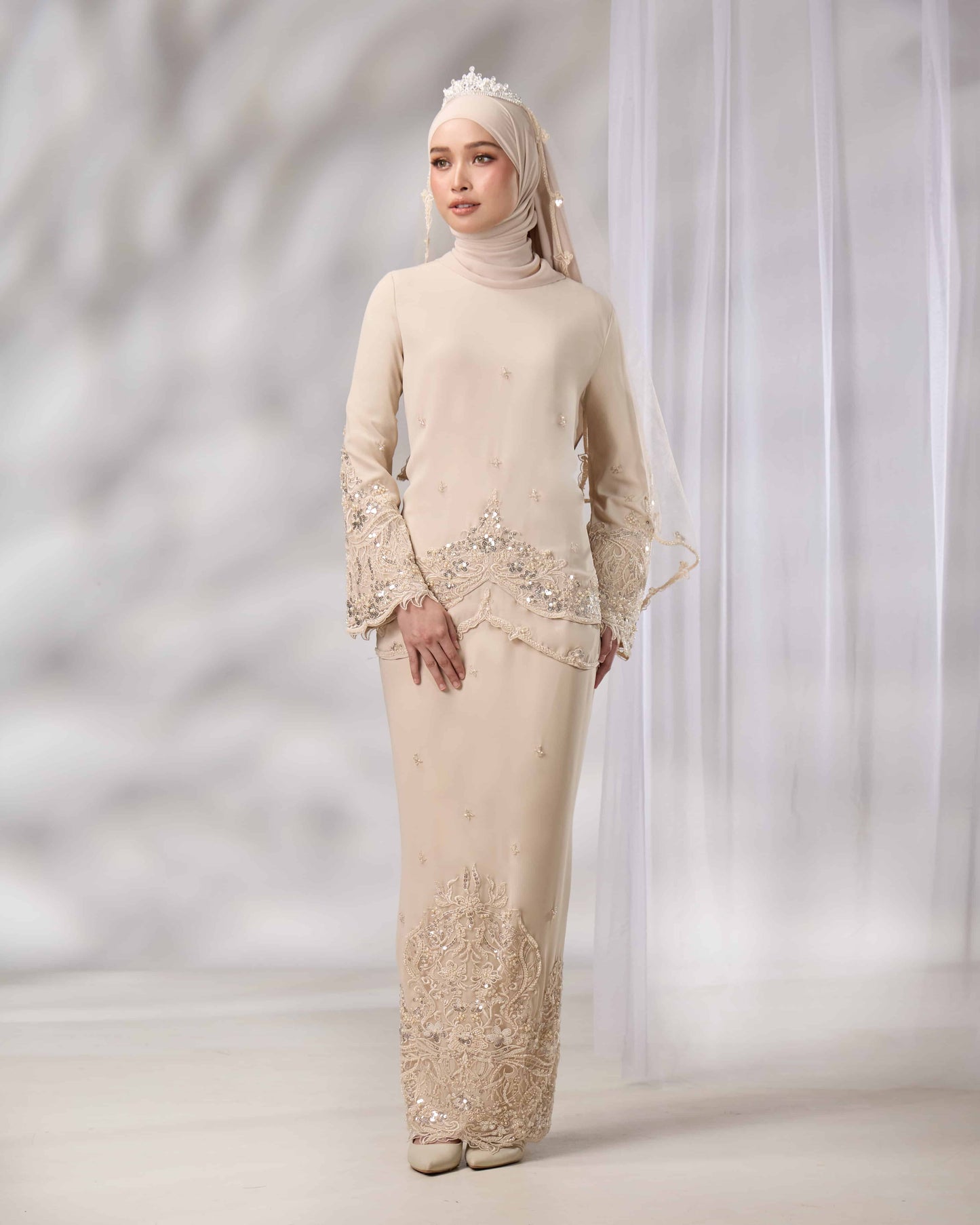 MINOR DEFECT EMELDA BRIDE KURUNG (CHAMPAGNE)