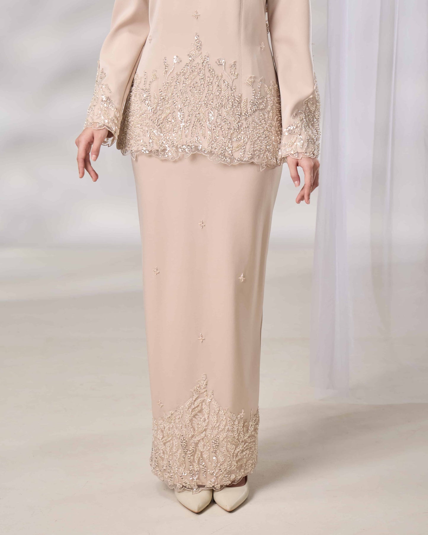 MINOR DEFECT ATHLEA KURUNG (CHAMPAGNE)