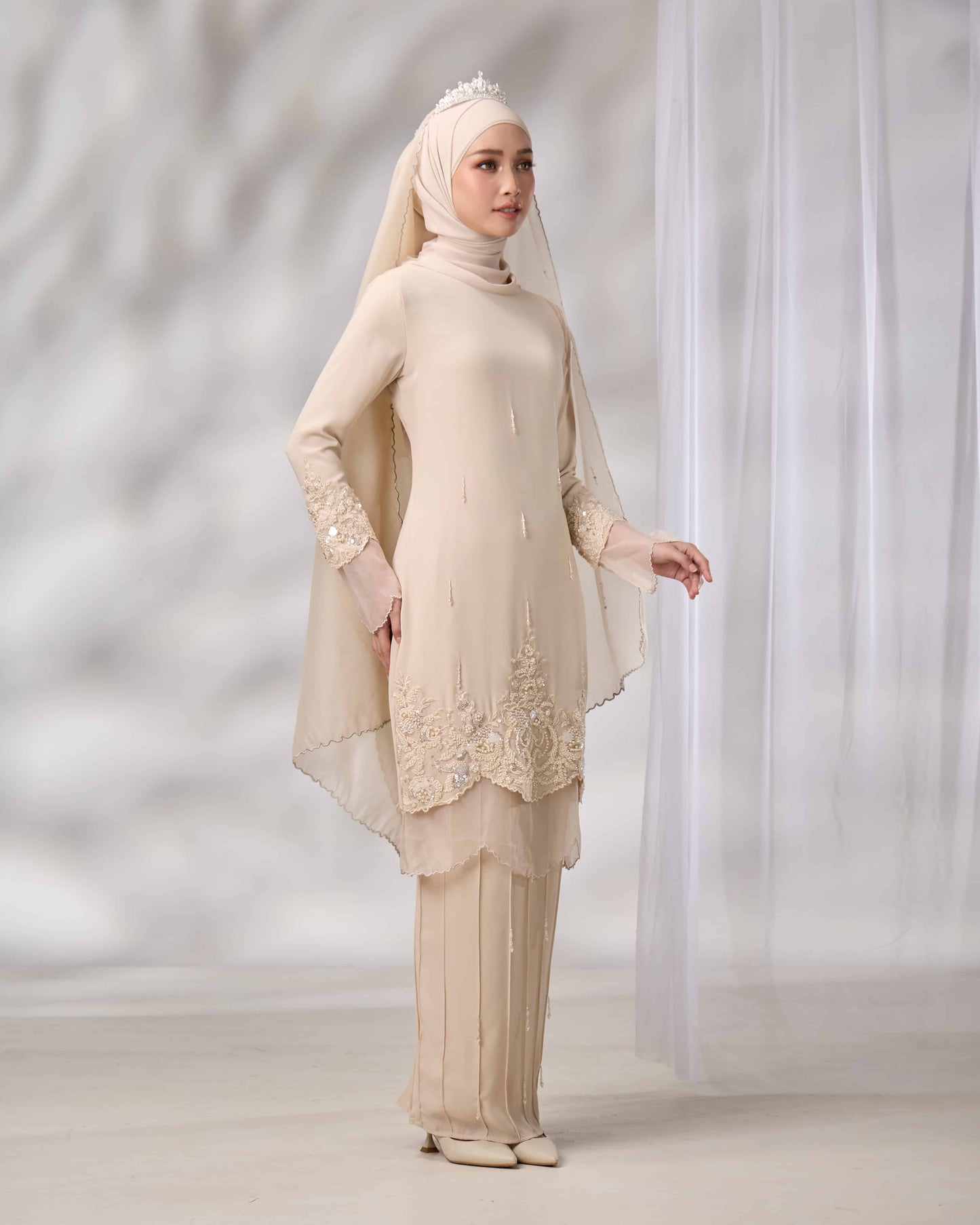 MINOR DEFECT DARIYA BRIDE KURUNG (CHAMPAGNE)