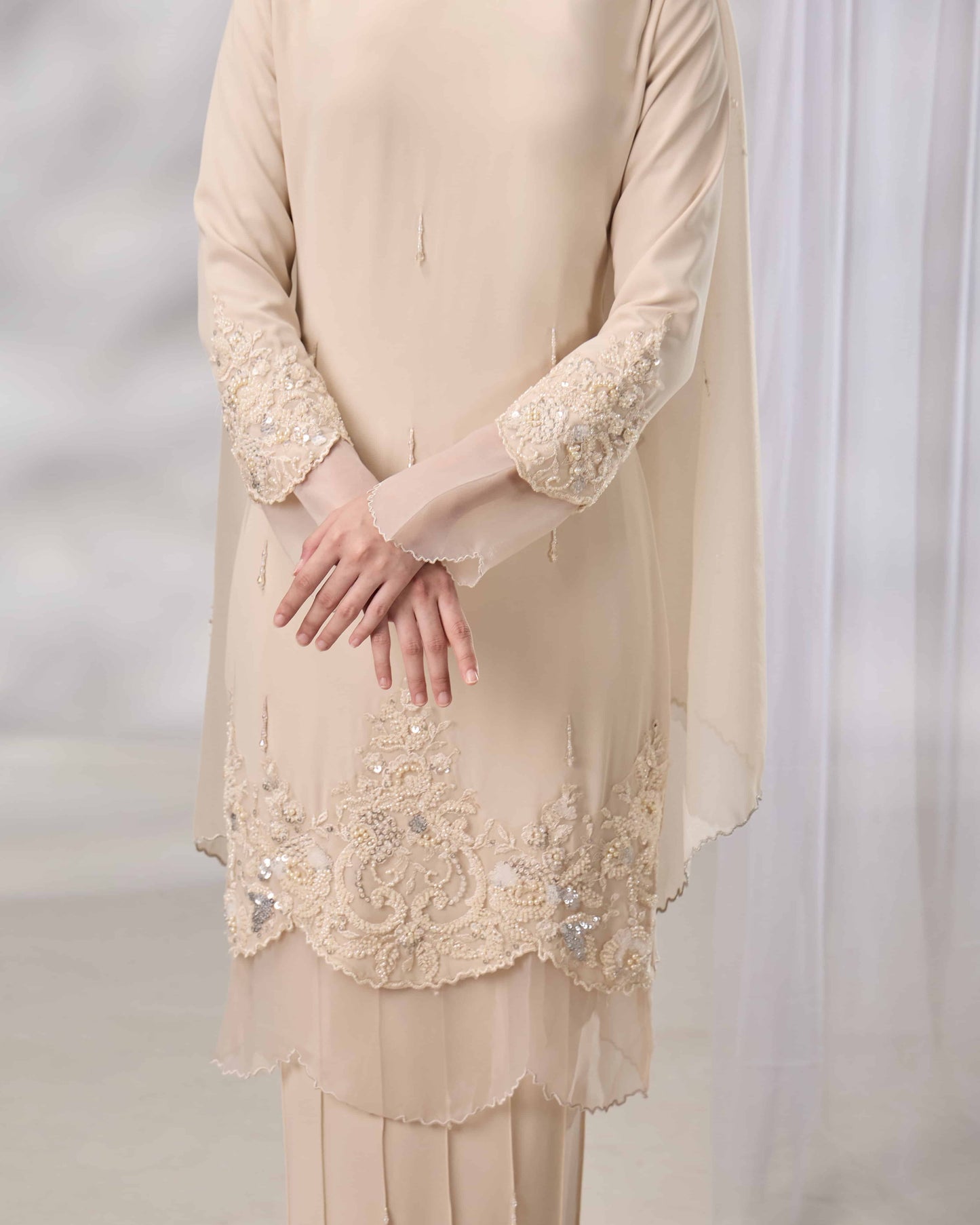 MINOR DEFECT DARIYA BRIDE KURUNG (CHAMPAGNE)