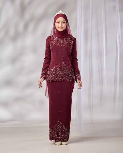 MINOR DEFECT ATHLEA KURUNG (BURGUNDY)