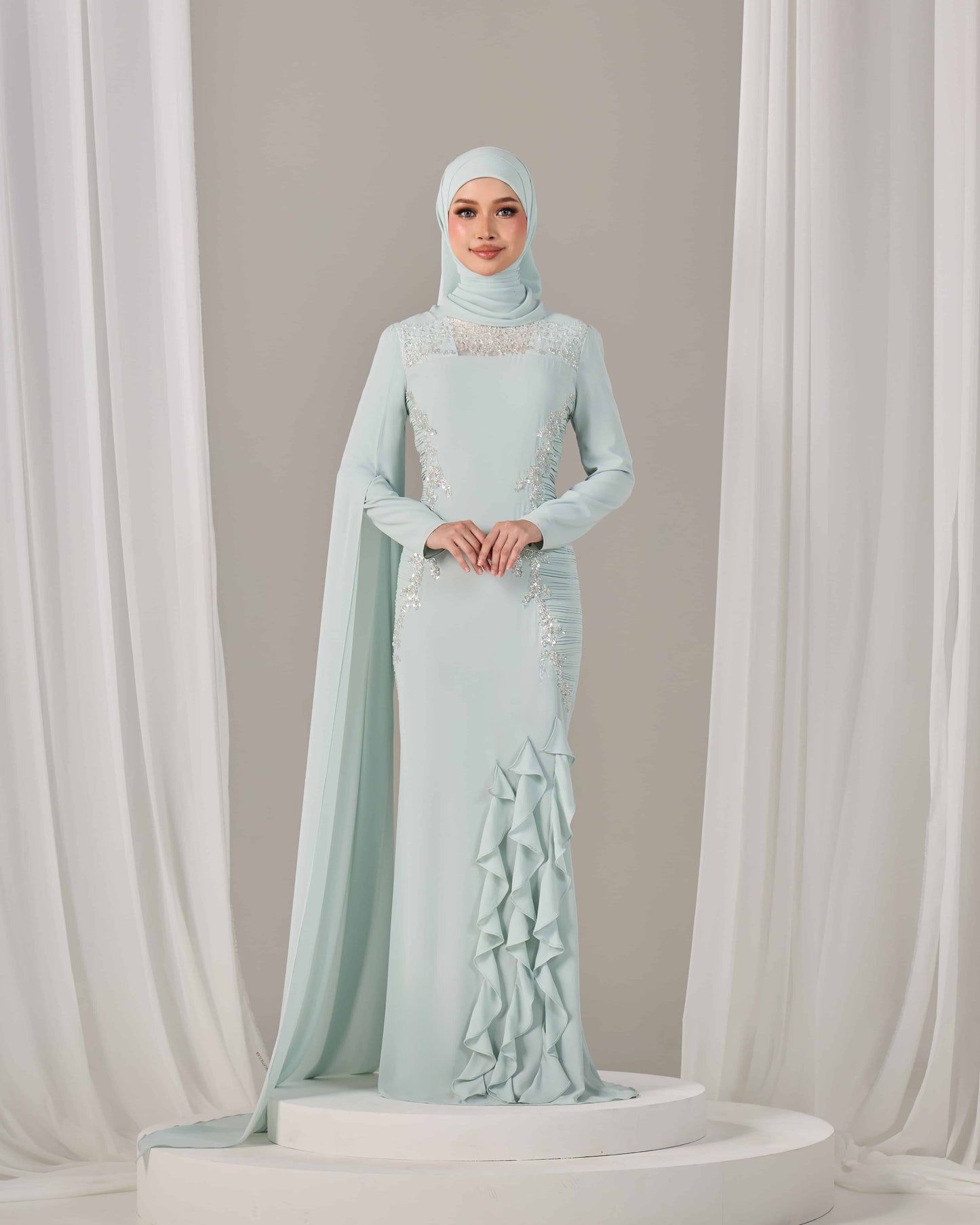 CLAIRE DRESS (MINT GREEN)