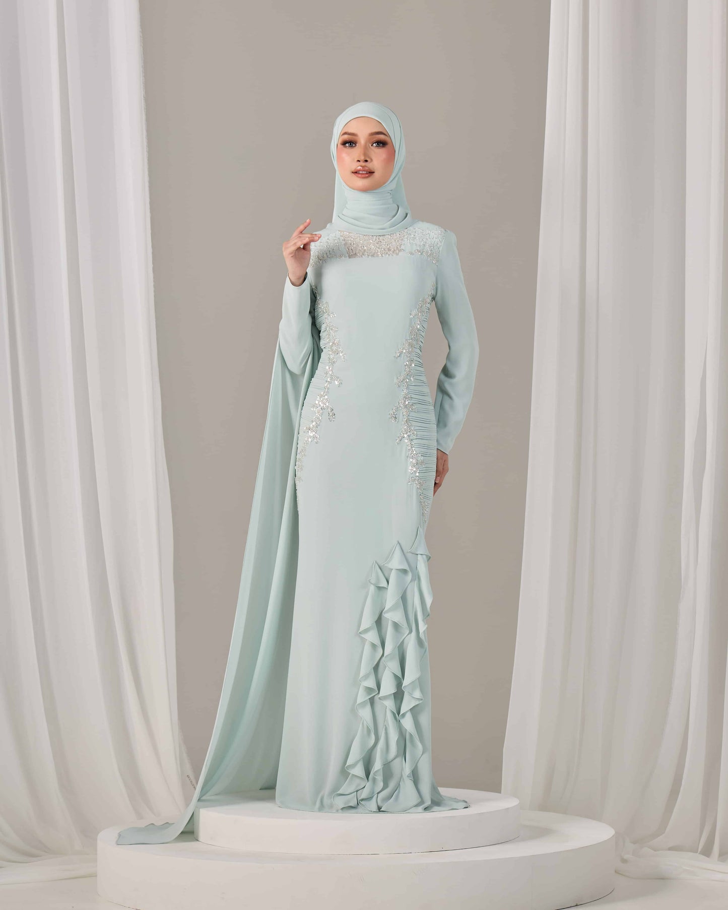 CLAIRE DRESS (MINT GREEN)