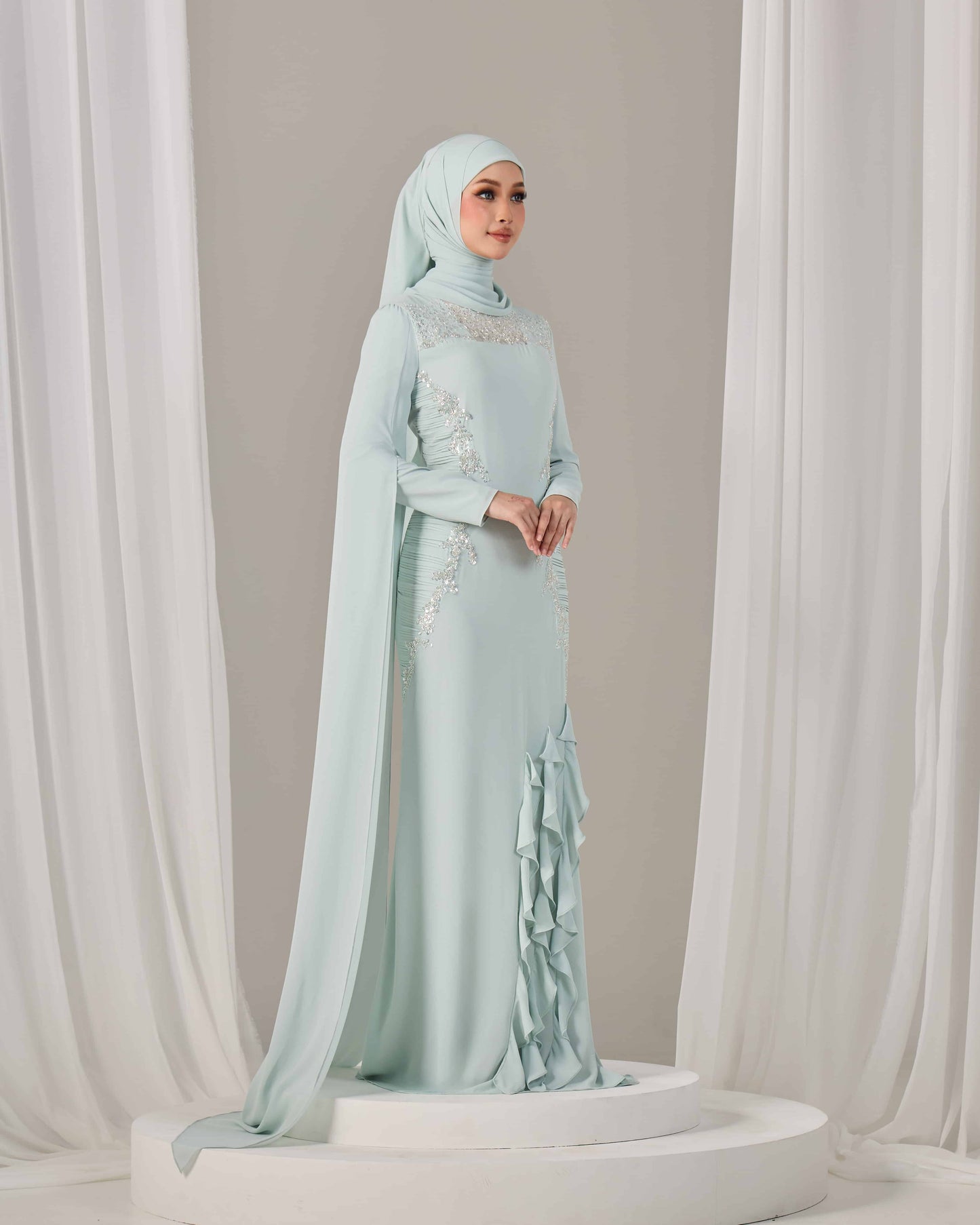 CLAIRE DRESS (MINT GREEN)