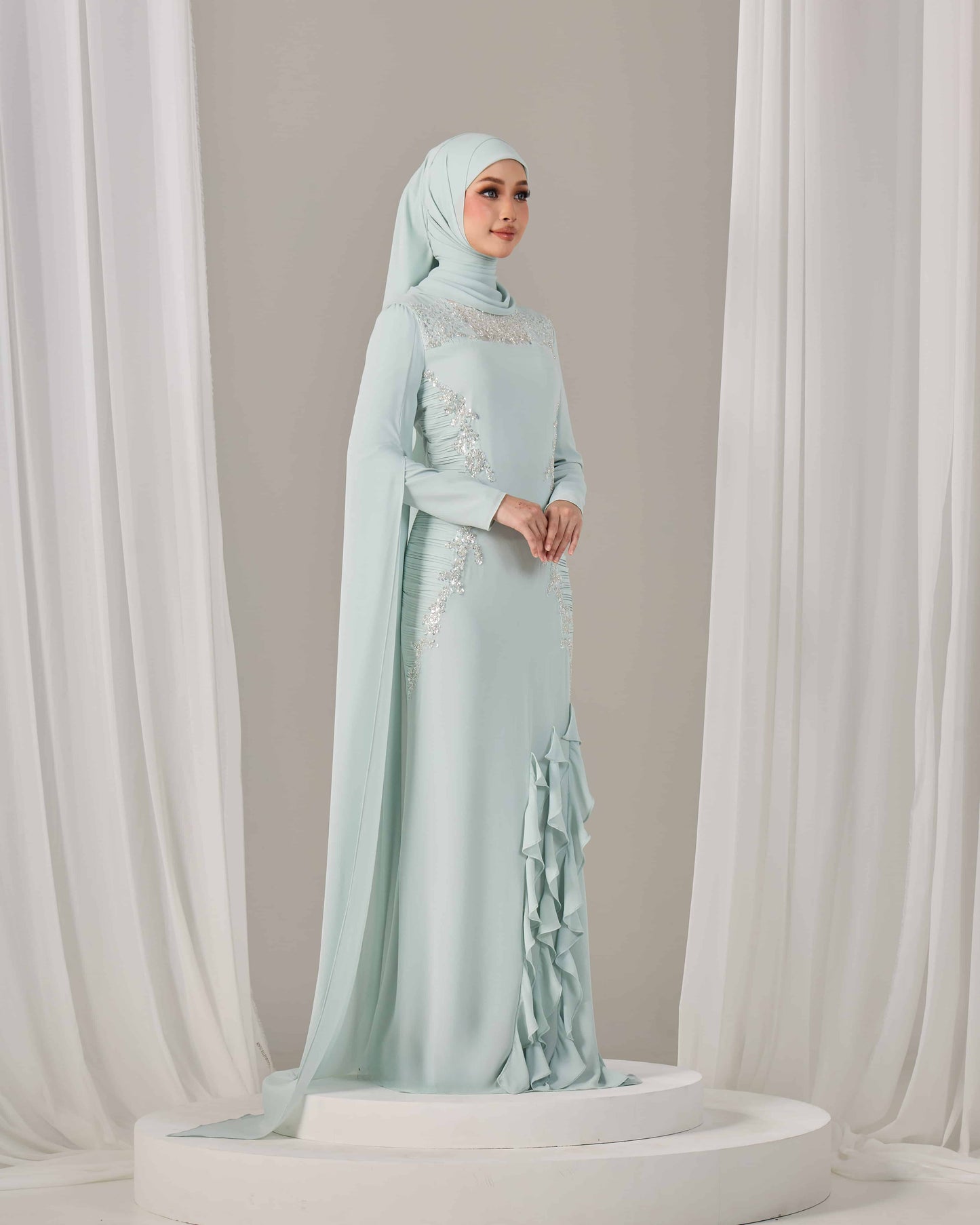 CLAIRE DRESS (MINT GREEN)