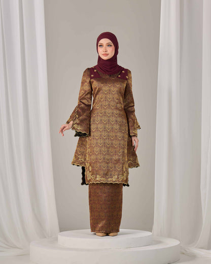 AMANDA KURUNG (BURGUNDY)