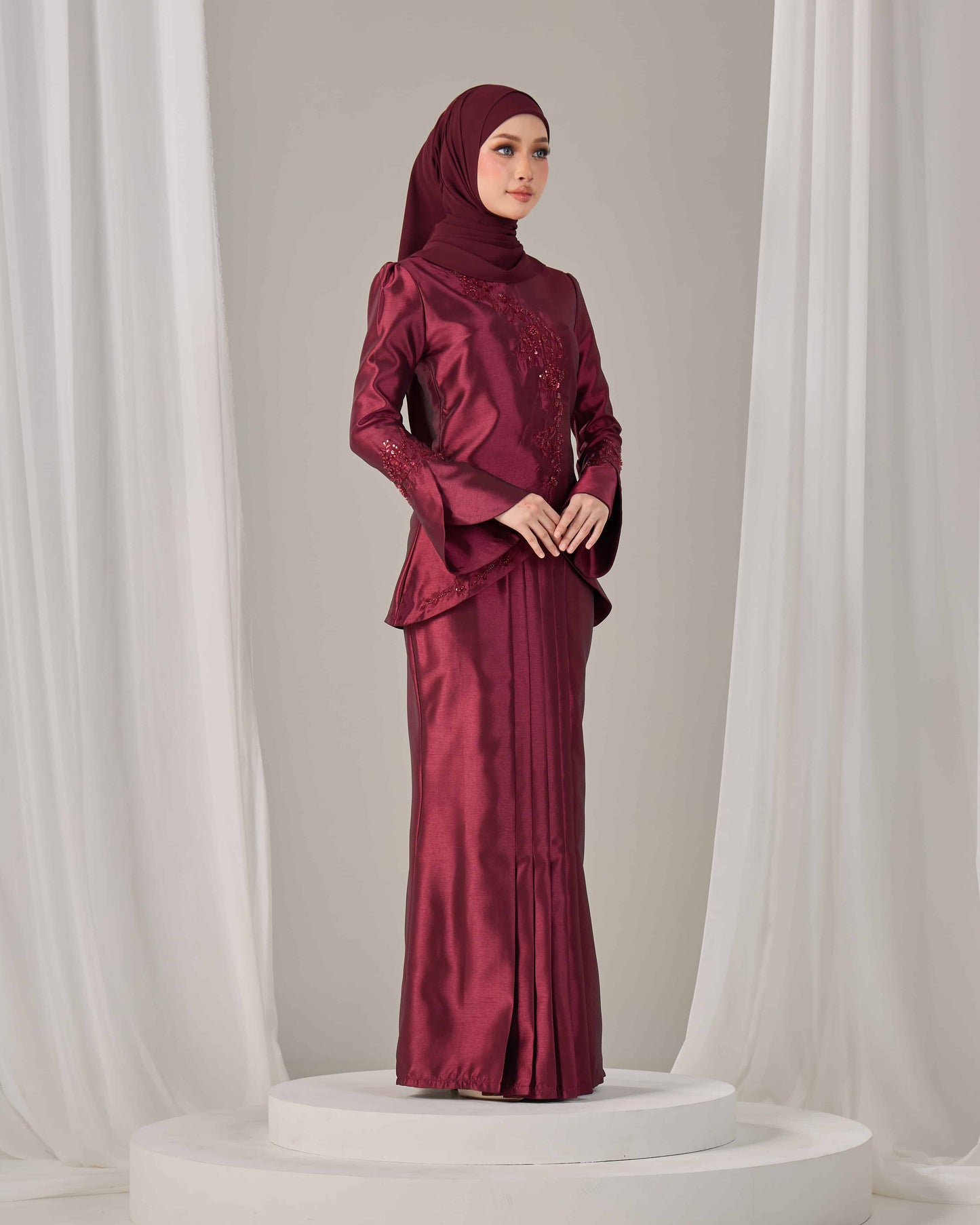 KALILA KURUNG (BURGUNDY)