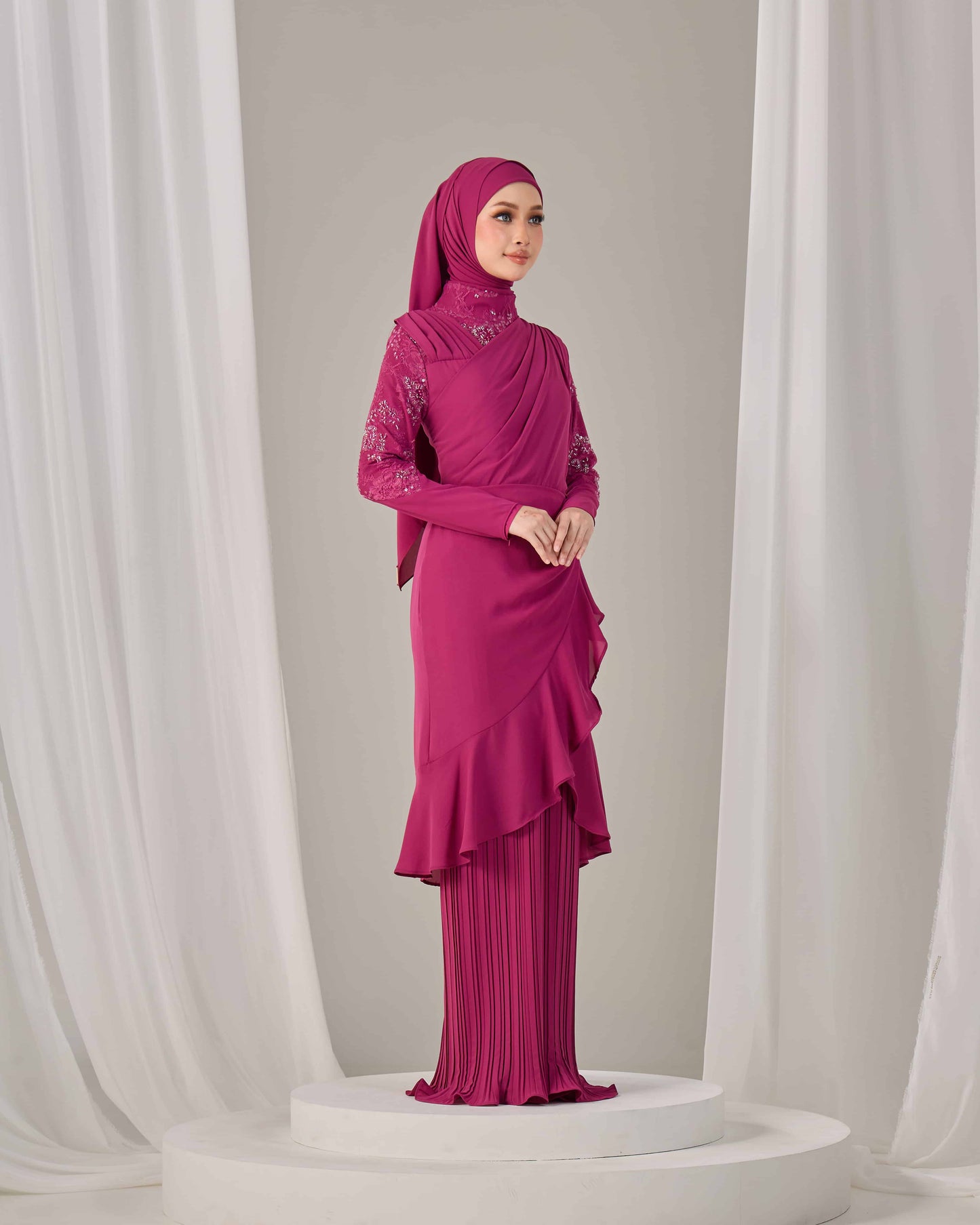 RAELYN DRESS (DARK FUCHIA)