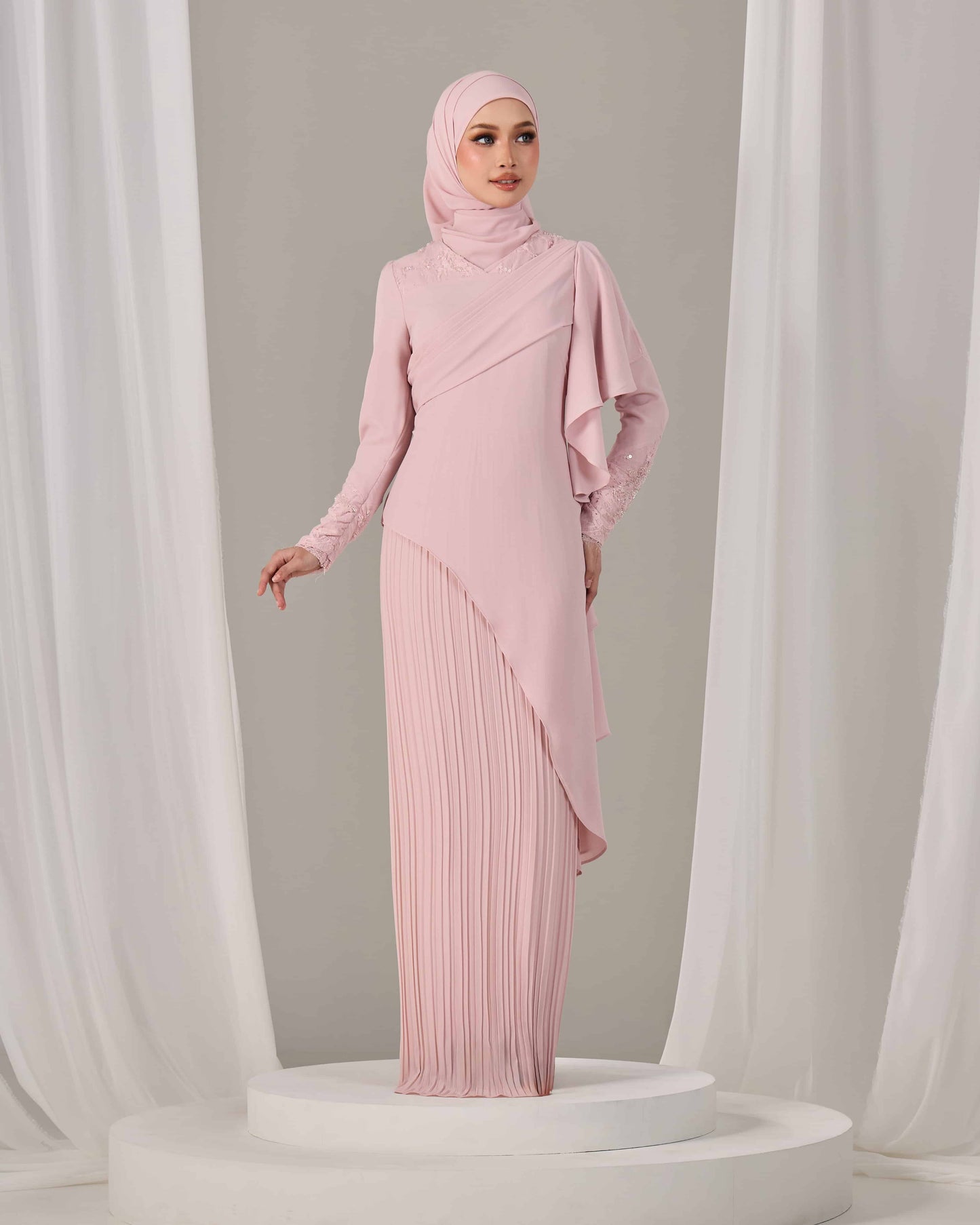 ADALINE DRESS (PINK)