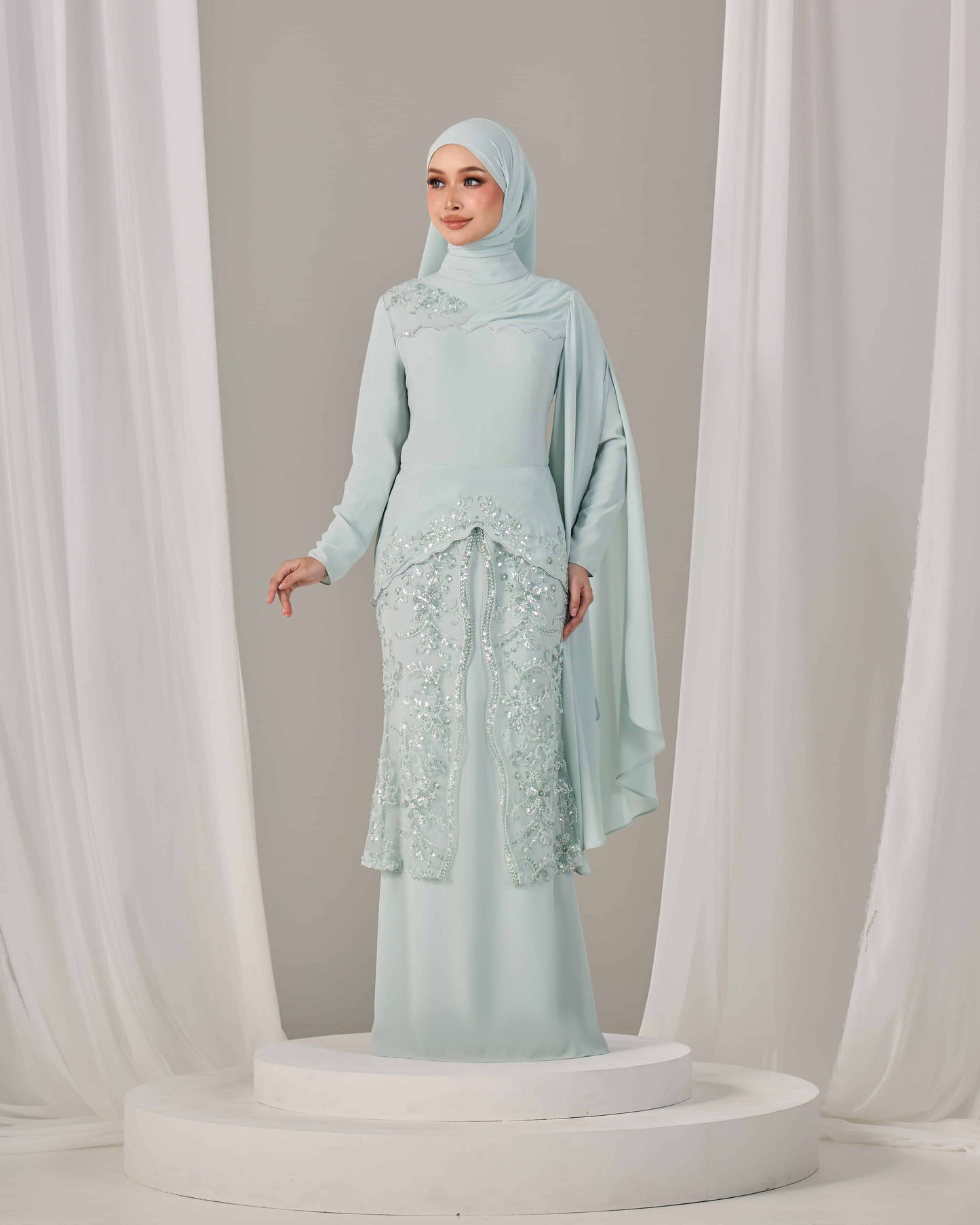 THEA DRESS (MINT GREEN)