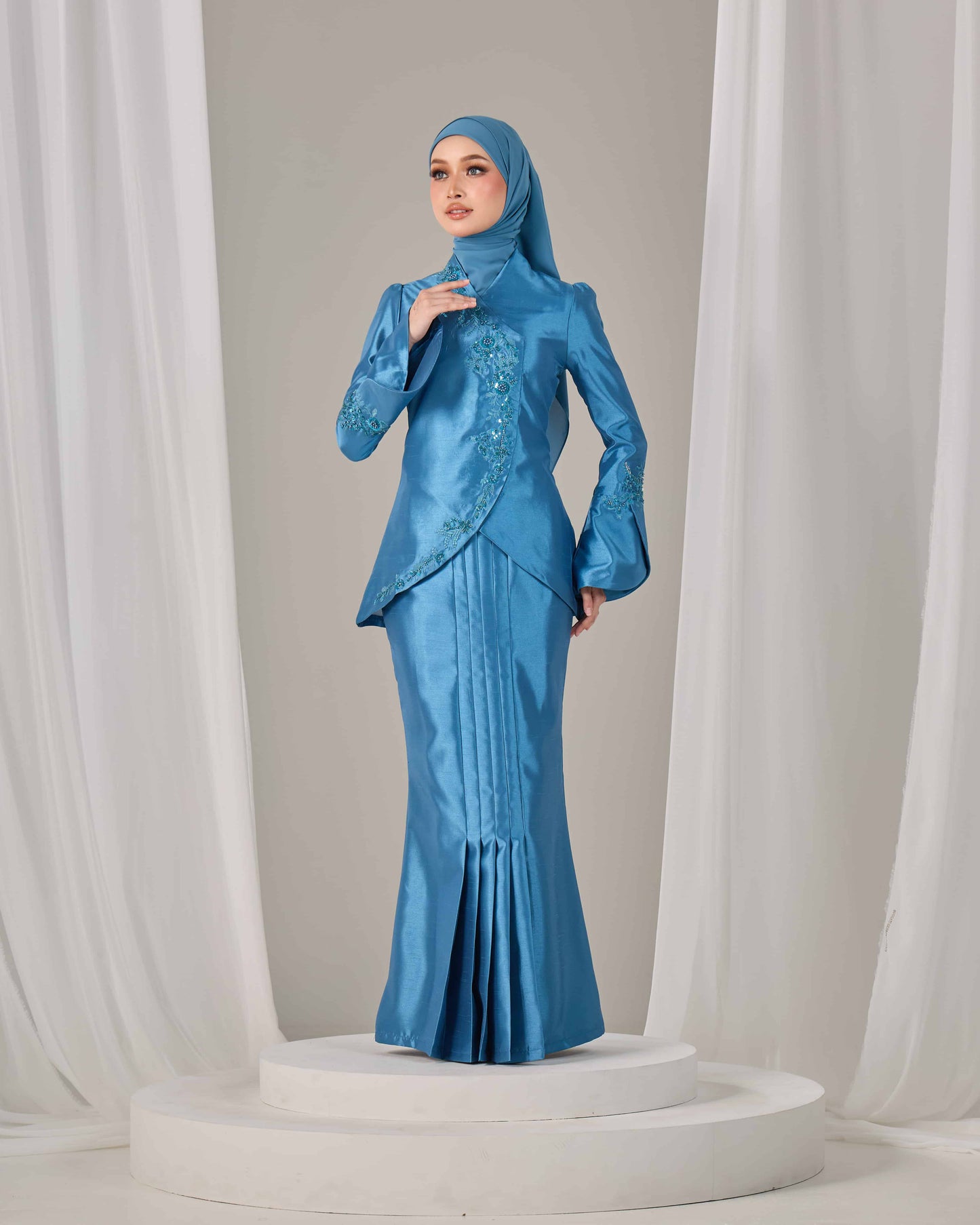 KALILA KURUNG (DIAMOND BLUE)