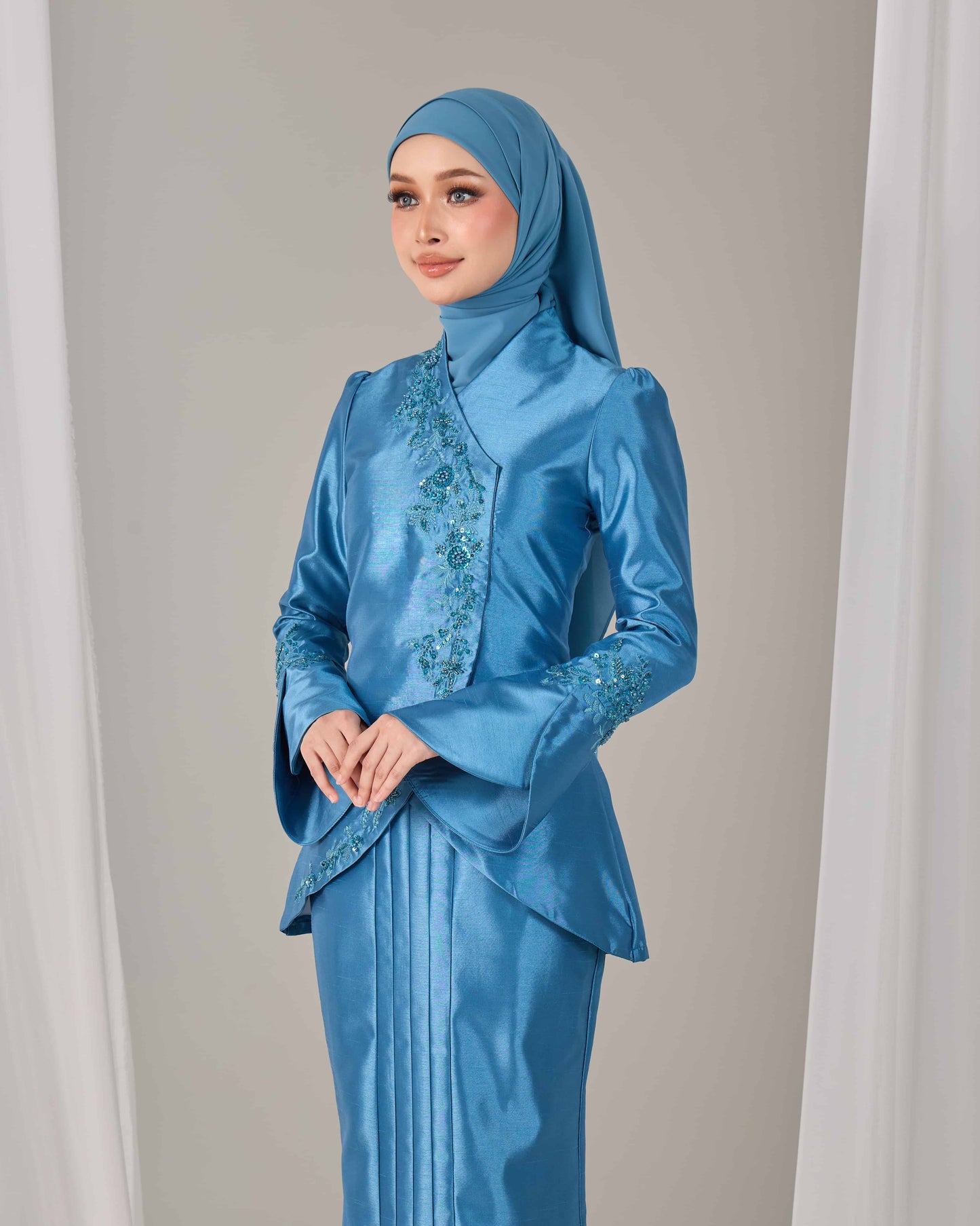 KALILA KURUNG (DIAMOND BLUE)