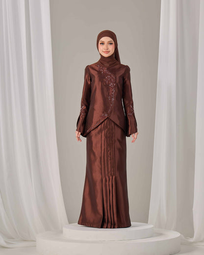 KALILA KURUNG (RICH BROWN)