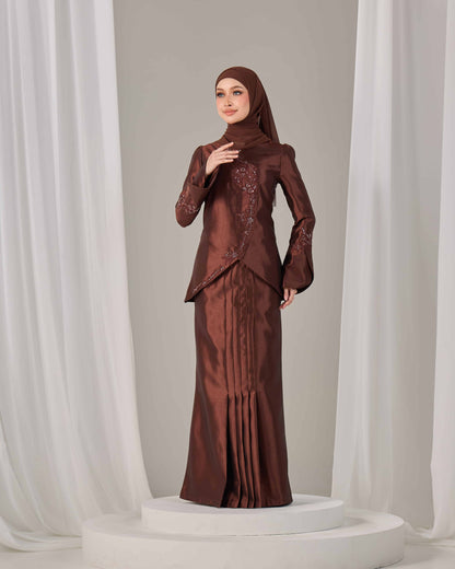 KALILA KURUNG (RICH BROWN)