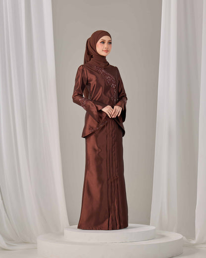 KALILA KURUNG (RICH BROWN)