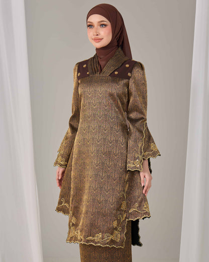 AMANDA KURUNG (RICH BROWN)