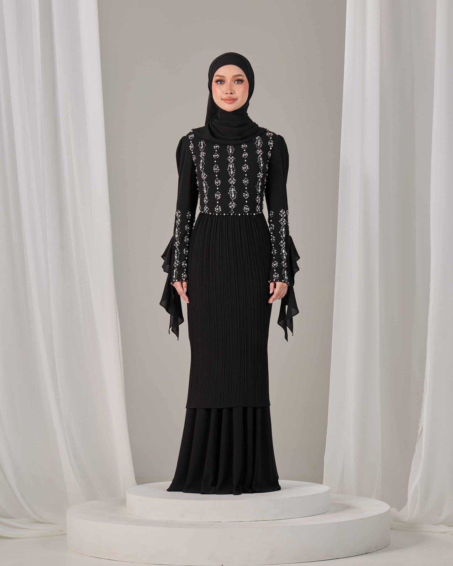 KYLIE KURUNG (BLACK)