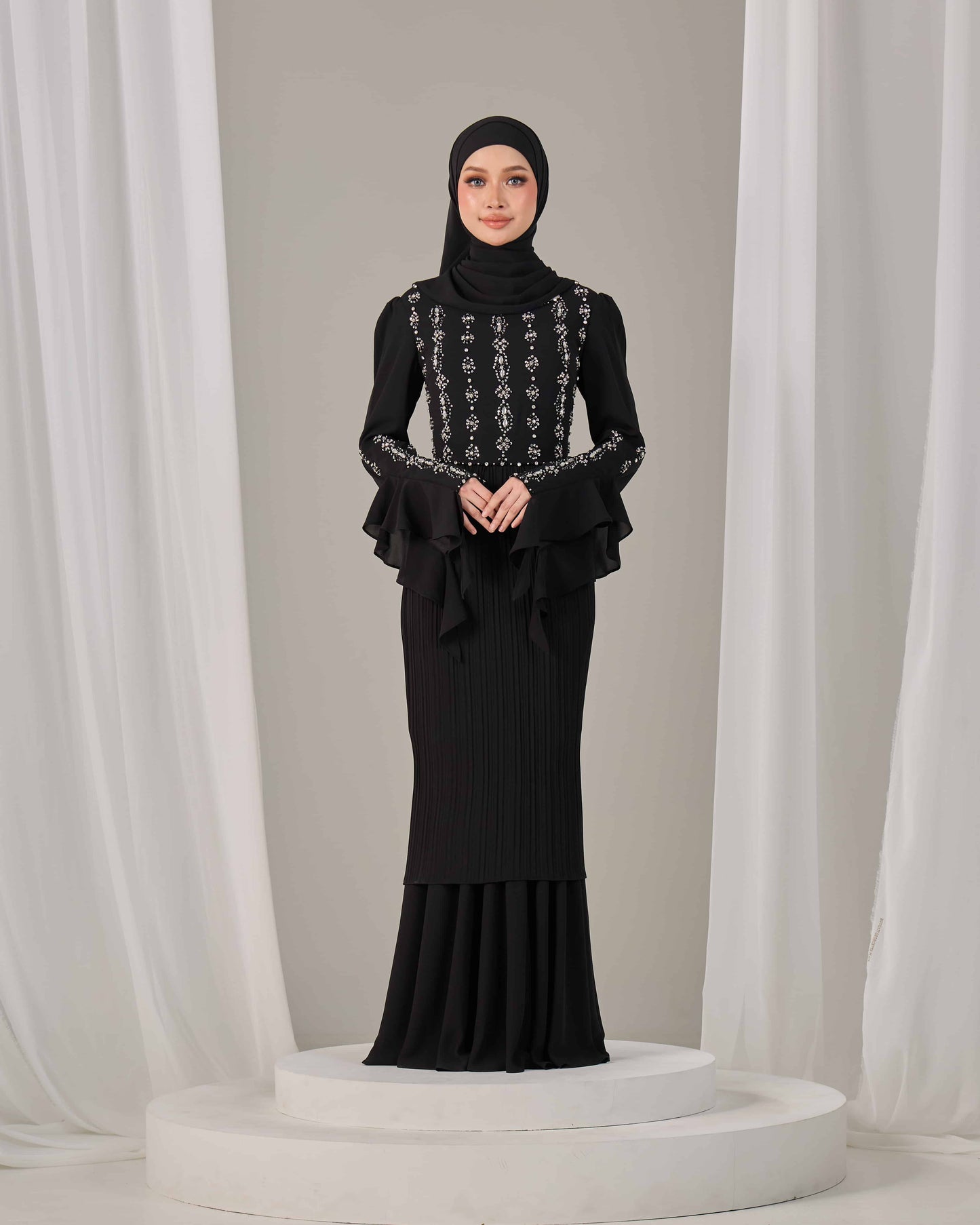KYLIE KURUNG (BLACK)