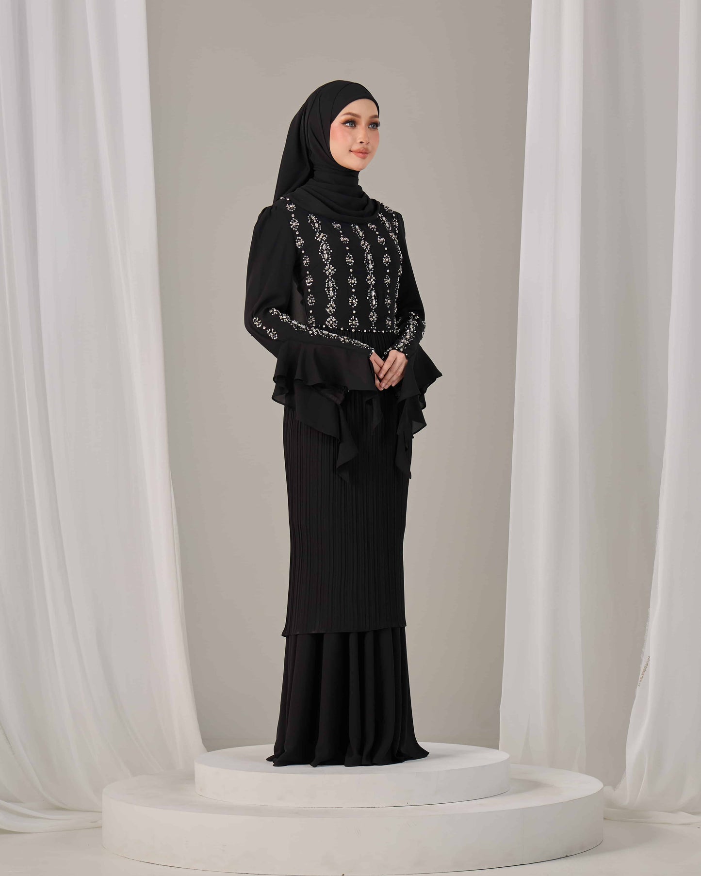 KYLIE KURUNG (BLACK)