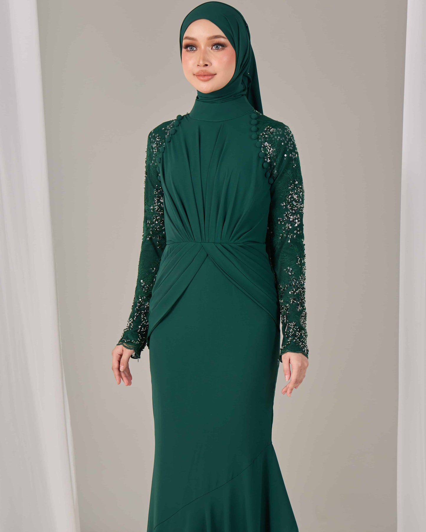 LUNARA DRESS (EMERALD GREEN)