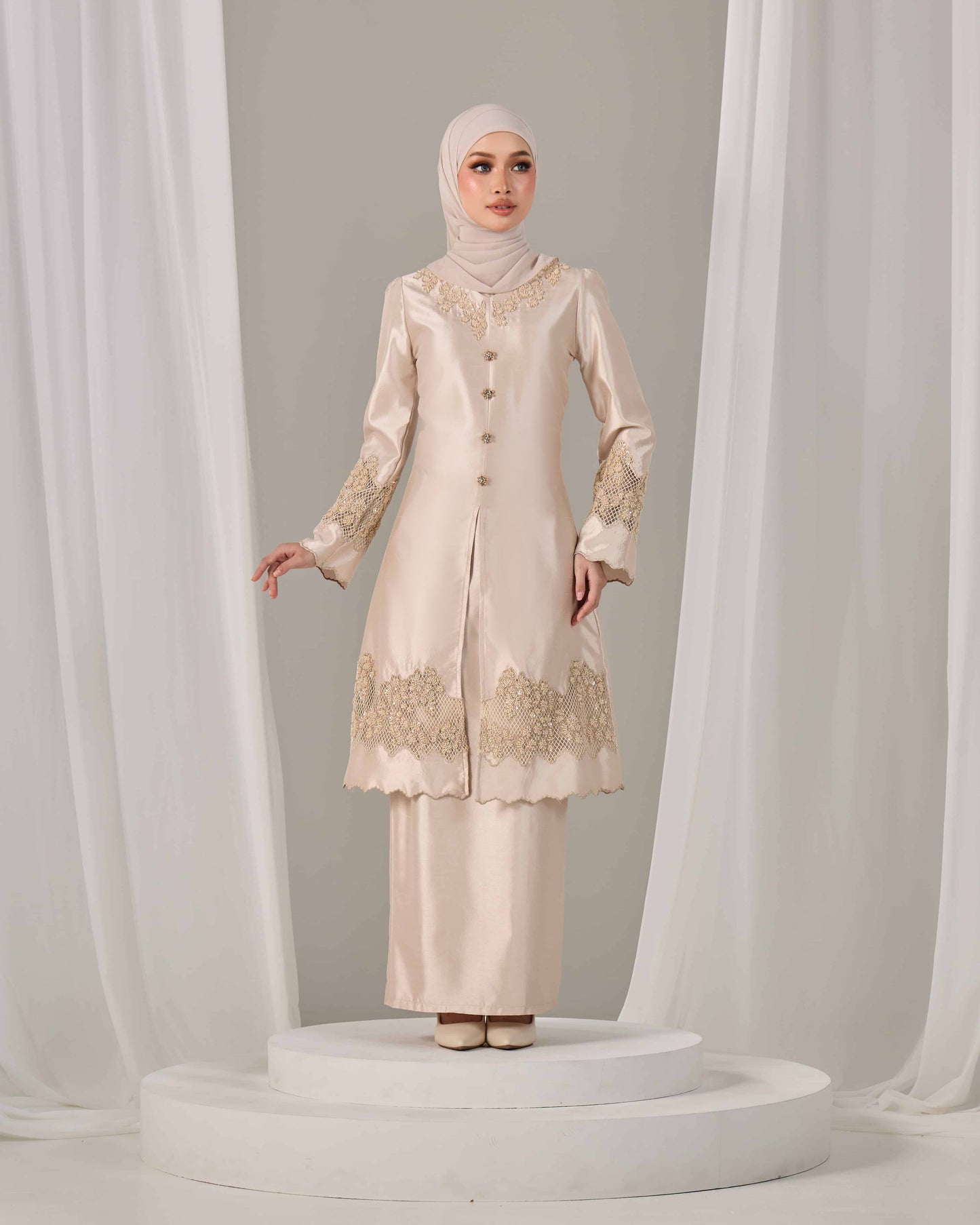 SERAYA KURUNG (CHAMPAGNE)