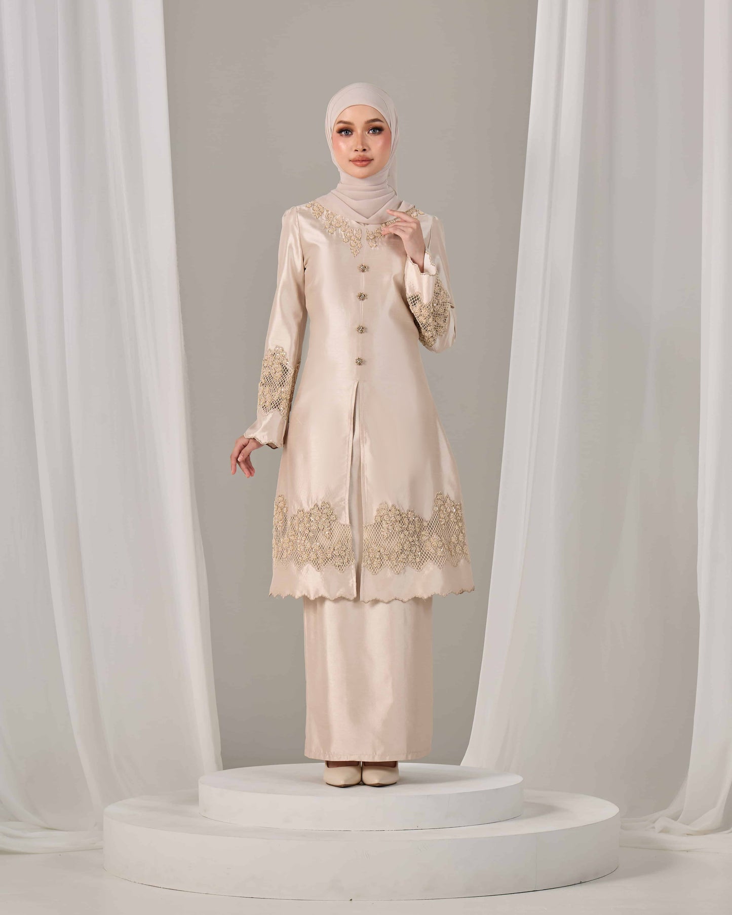 SERAYA KURUNG (CHAMPAGNE)
