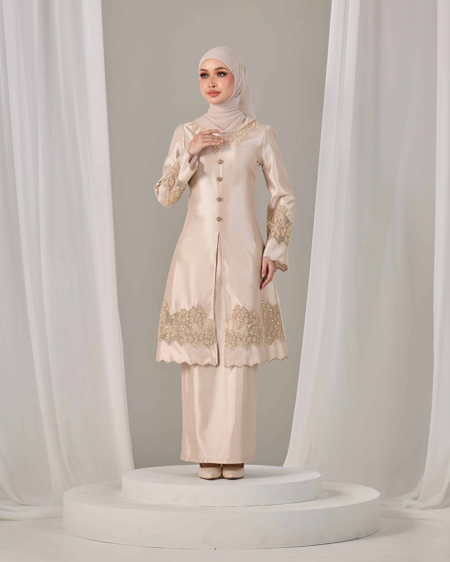 SERAYA KURUNG (CHAMPAGNE)