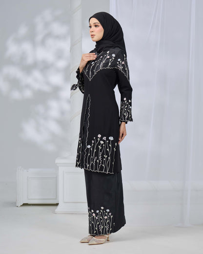 MINOR DEFECT TISYA KURUNG (BLACK)