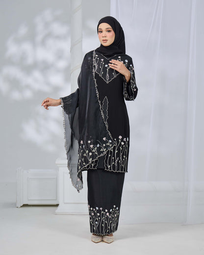 TISYA KURUNG (BLACK)