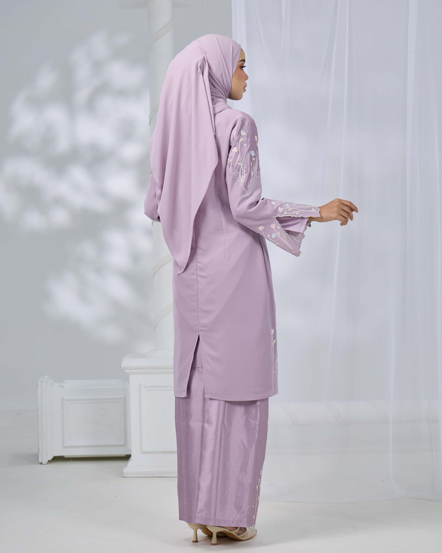 ERISHYA DRESS (LAVENDER)