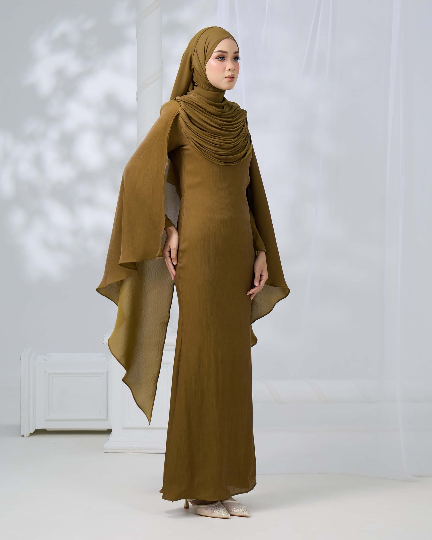 ARLENA DRESS (ARMY GREEN)