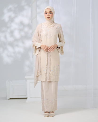 TISYA KURUNG (CHAMPAGNE)