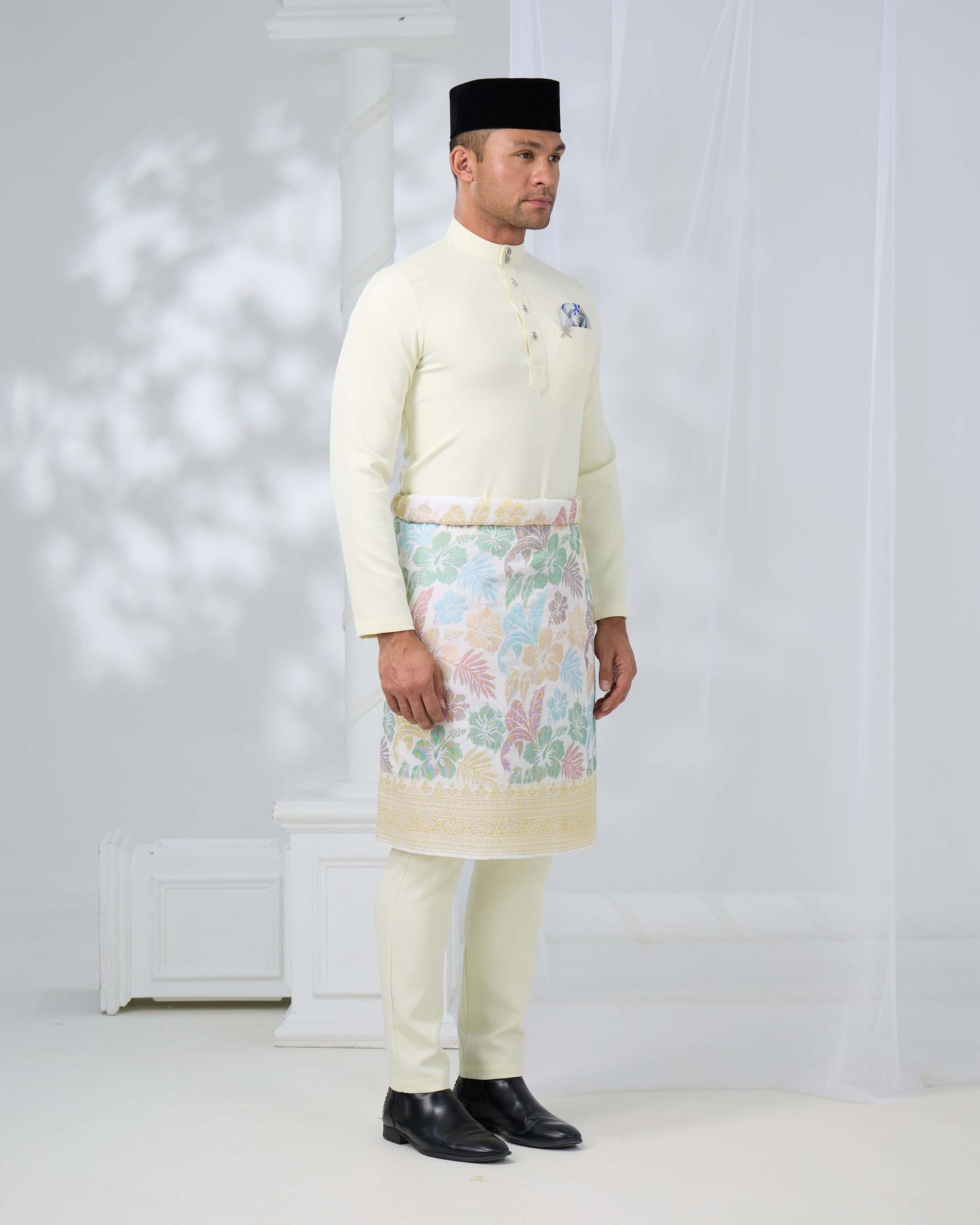 MINOR DEFECT SOULTAN BAJU MELAYU (LIGHT YELLOW)