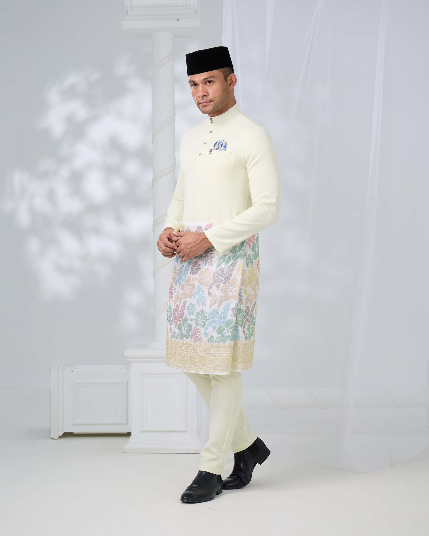 MINOR DEFECT SOULTAN BAJU MELAYU (LIGHT YELLOW)