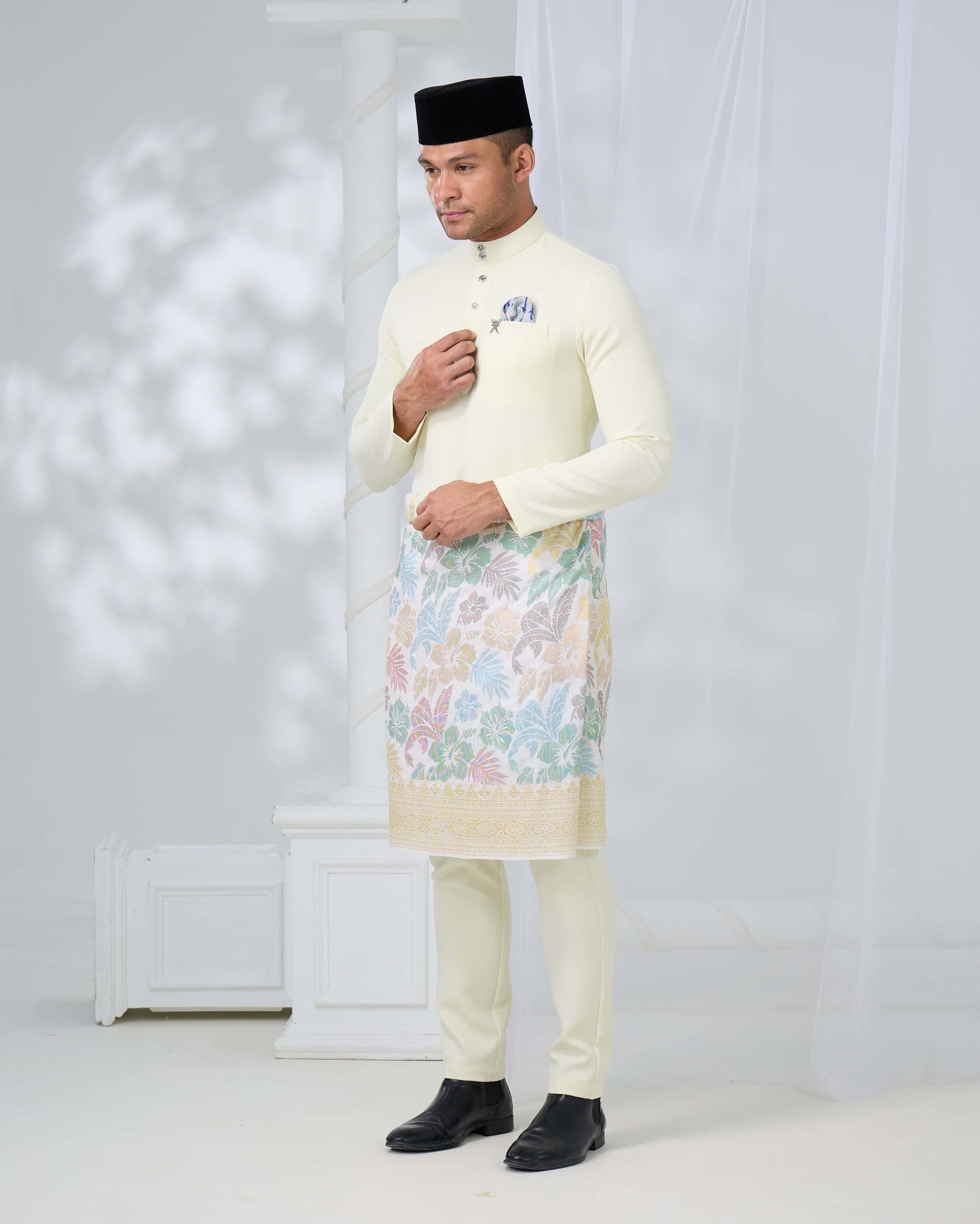 MINOR DEFECT SOULTAN BAJU MELAYU (LIGHT YELLOW)